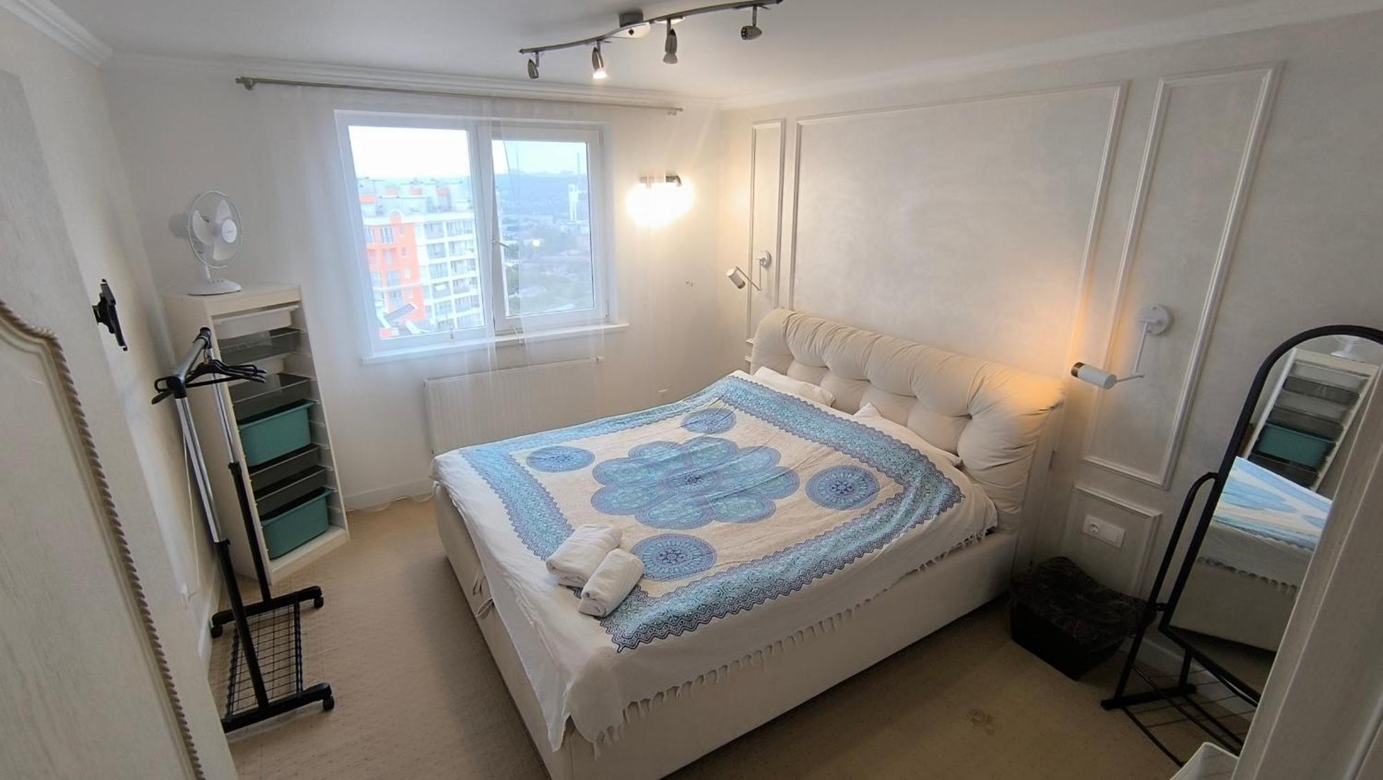 Комната С Двухместной Кроватью В Квартире С Общим Душем И Кухней, Double Room In A Guest Apartment, Camera La Cheie In Apartament Cu Dus Si Bucatarie Comuna Kişinev Dış mekan fotoğraf